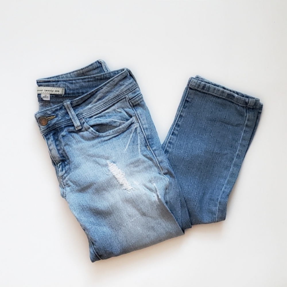 🍂 | Distressed Straight Leg Jeans